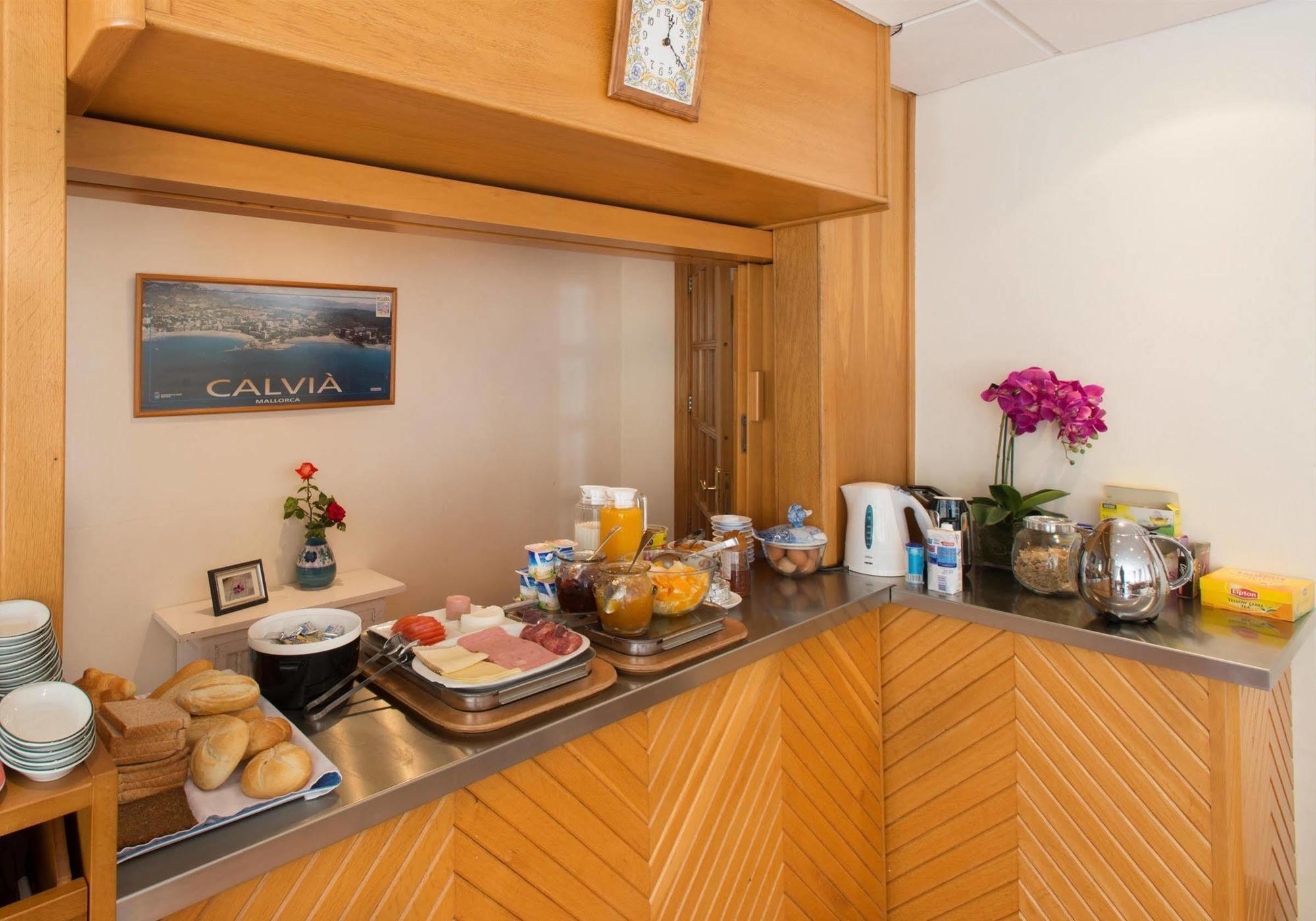 Hostal Residencia Sutimar Пегера Екстер'єр фото