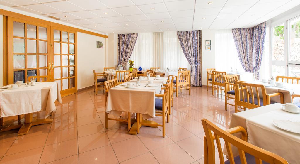 Hostal Residencia Sutimar Пегера Екстер'єр фото